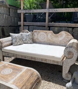 Timor Daybed