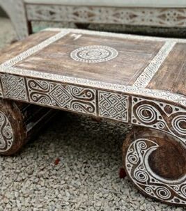 Timor Schnecken Couchtisch